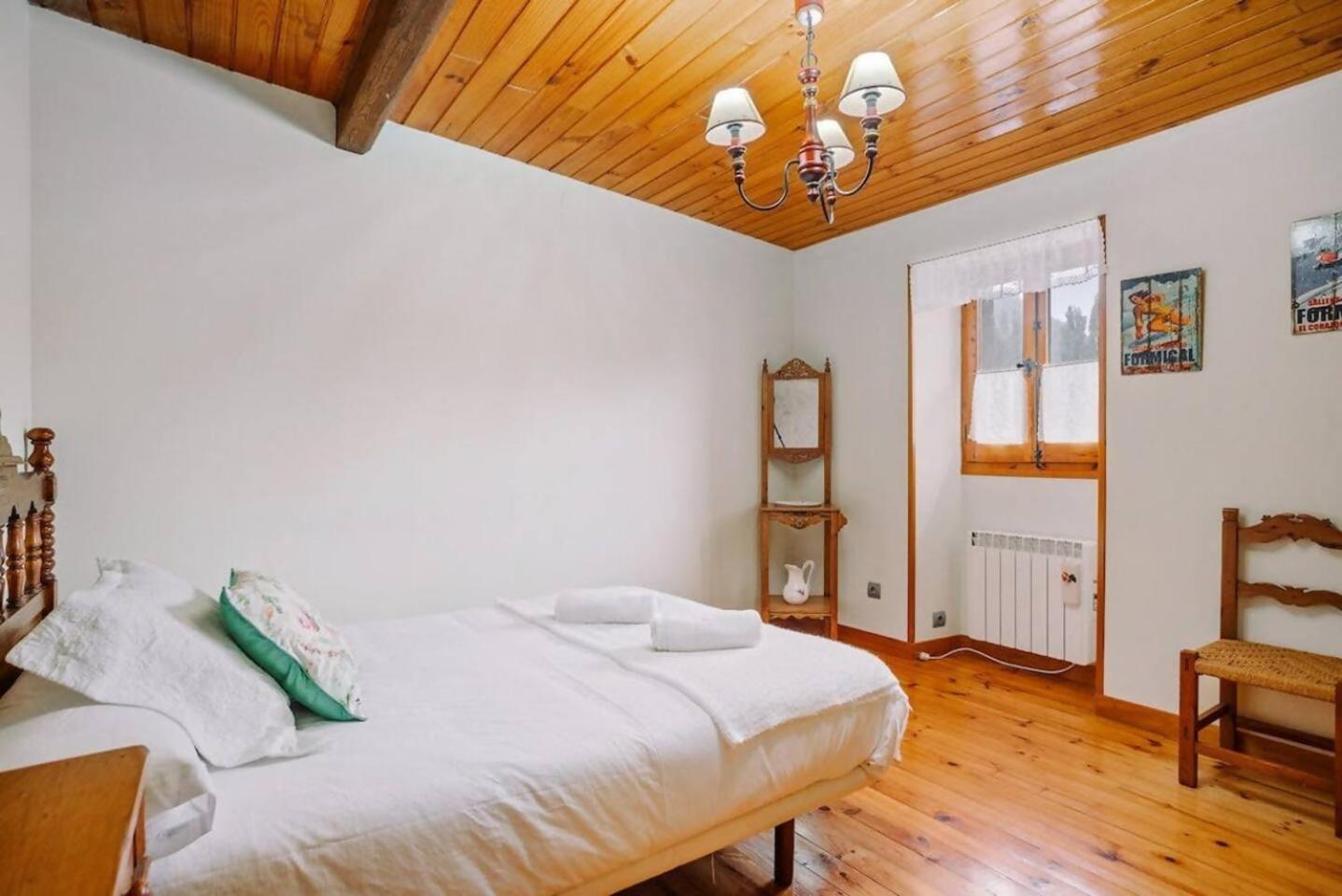 Casa Rural Arix Sallent de Gállego Esterno foto