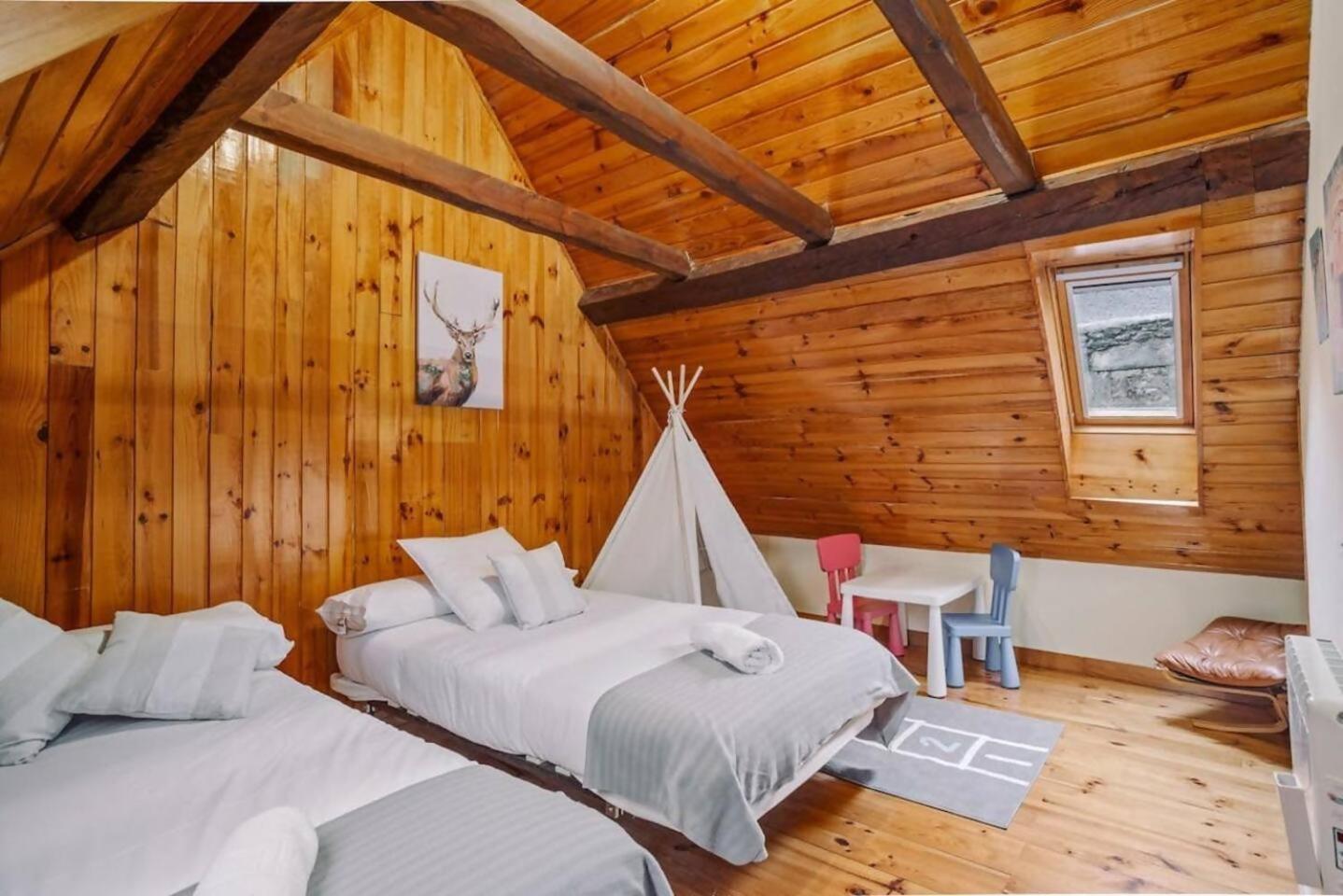 Casa Rural Arix Sallent de Gállego Esterno foto