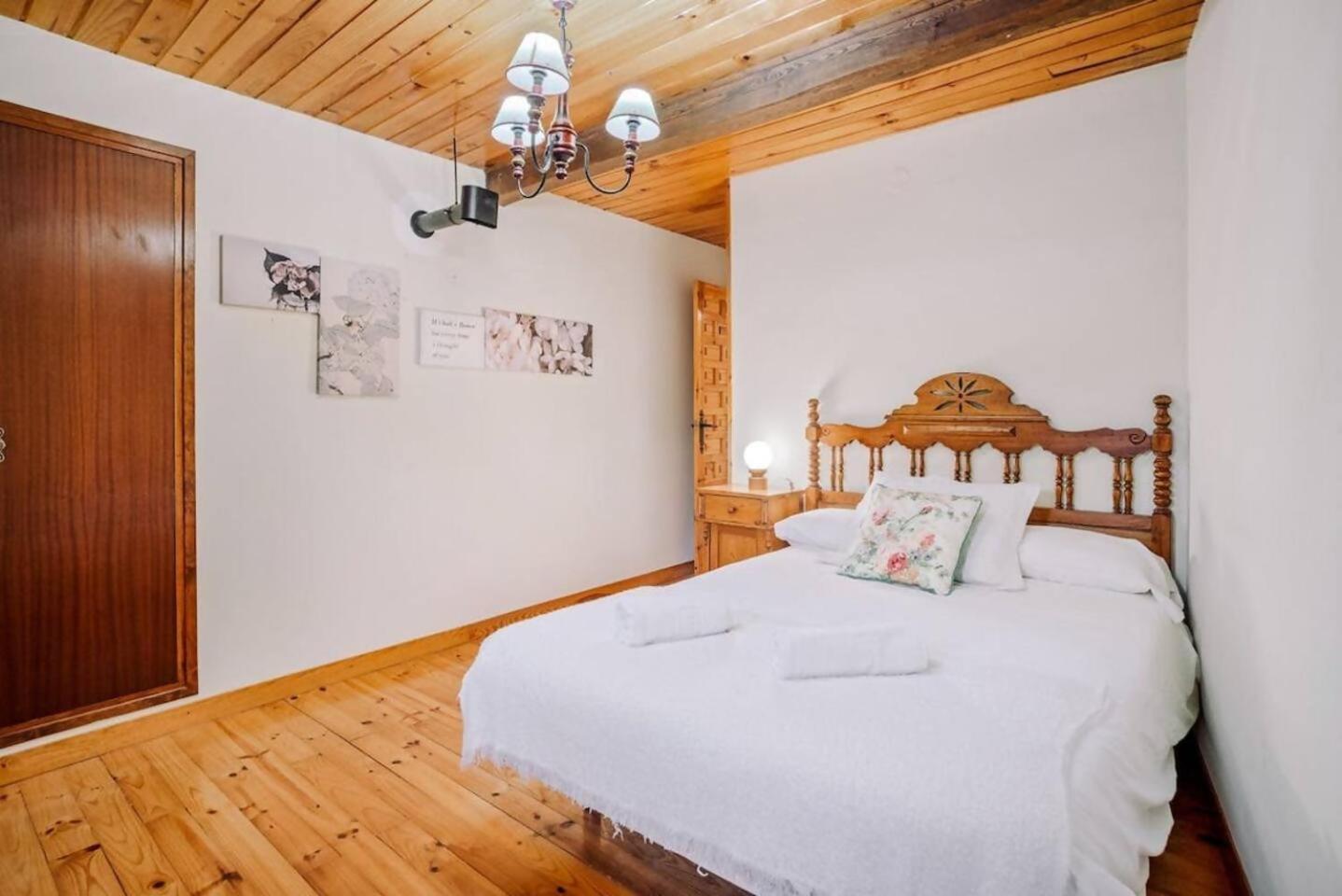 Casa Rural Arix Sallent de Gállego Esterno foto